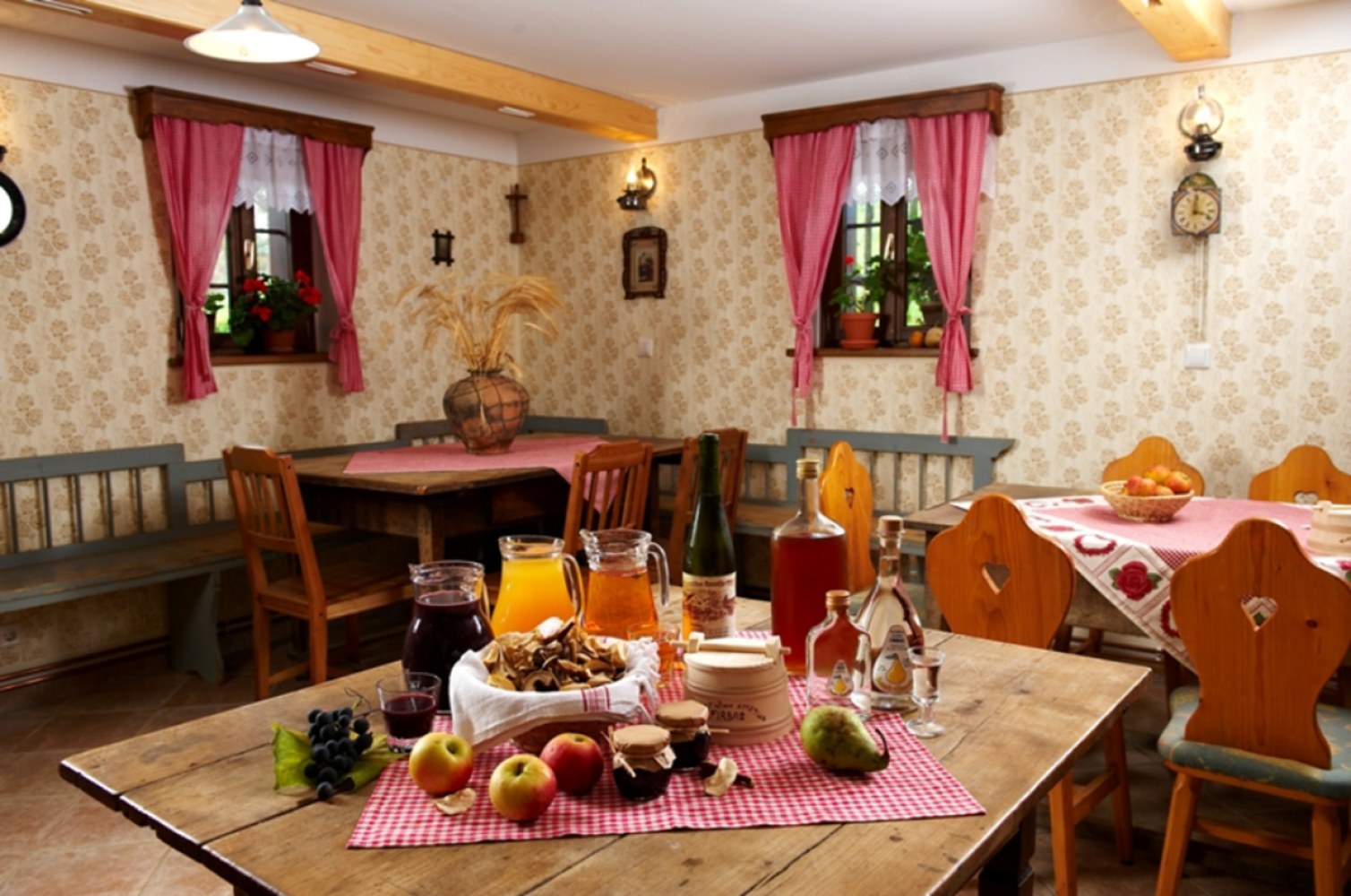 The main room Firbas